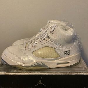 Air Jordan Retro 5 White Metallic